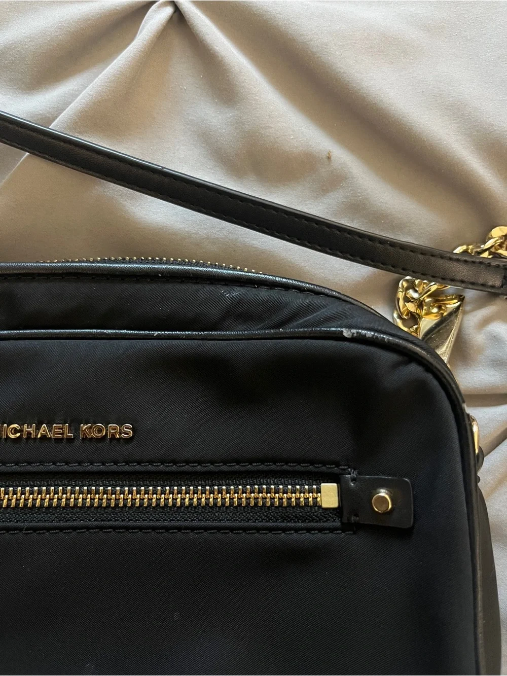 MICHAEL KORS Black Crossbody Bag with Gold Hardware